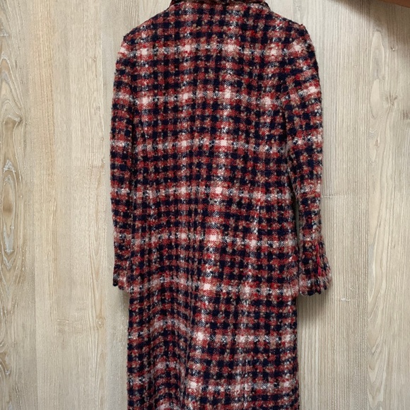 Chanel Coat Tweed Fantasy Red, 100% Authentic Size - Picture 3 of 8